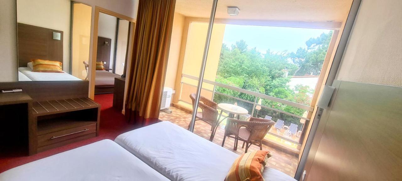 Hotel Le Maritime Argeles-sur-Mer Room photo