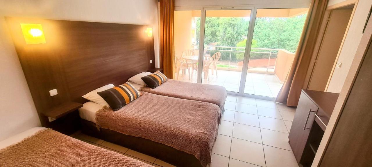 Hotel Le Maritime Argeles-sur-Mer Room photo